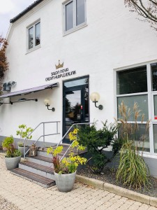 Åbningstider